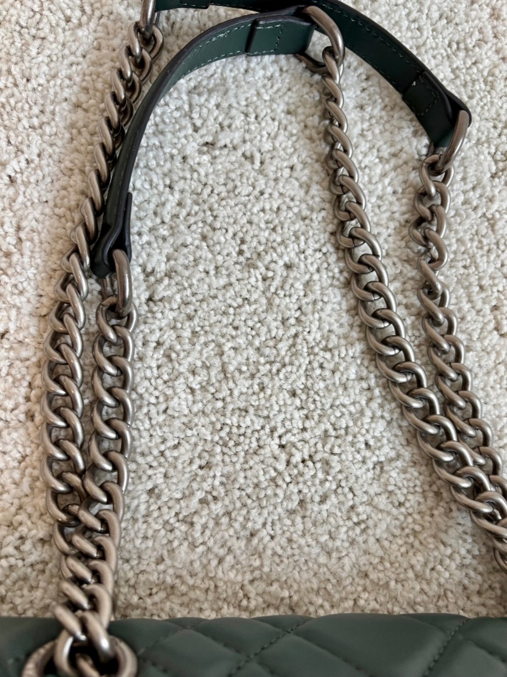 Kurt Geiger London Brixton Bag in Dark Green Leather - Picture 3 of 7